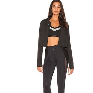 Beyond Yoga Boxed in Cropped Jacket Black XL